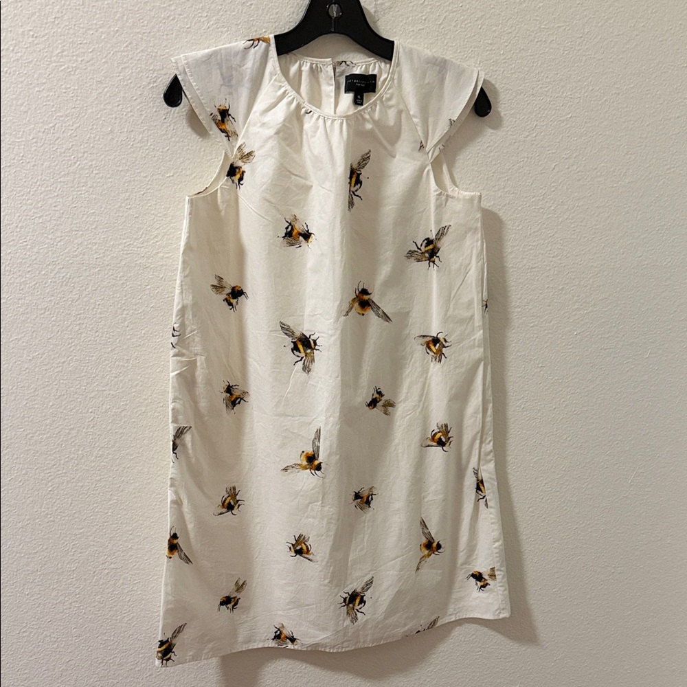 White Bee Print Sleeveless Shift Dress